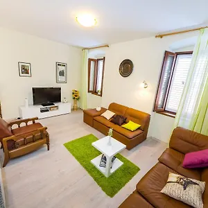 Altera Apartment