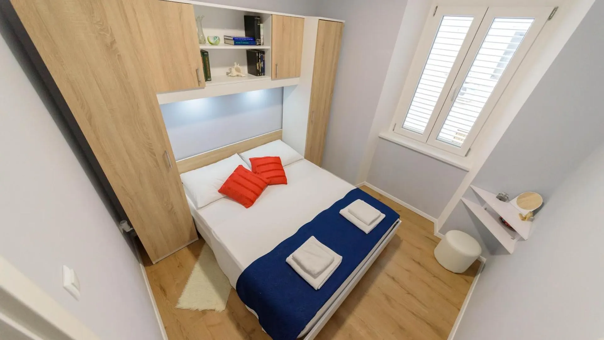 Apartment Apartman Poluotok 1 Zadar Croatia